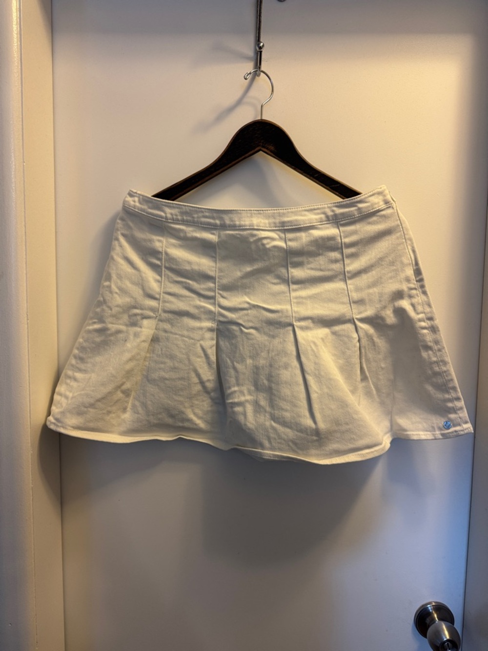 Volcom White Circle Skater Skirt